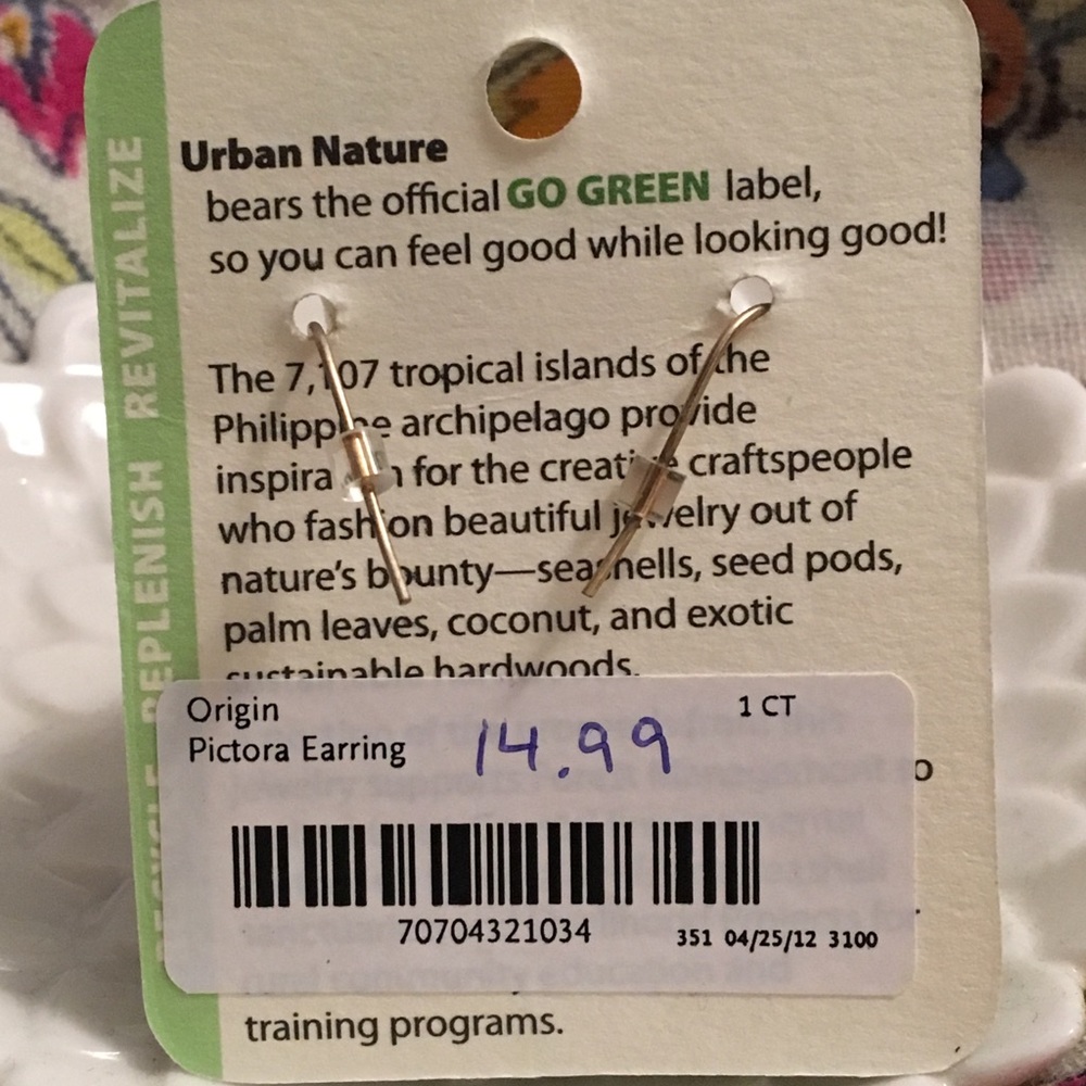 NWT Pretty Urban Nature Earrings - Picture 2 of 4